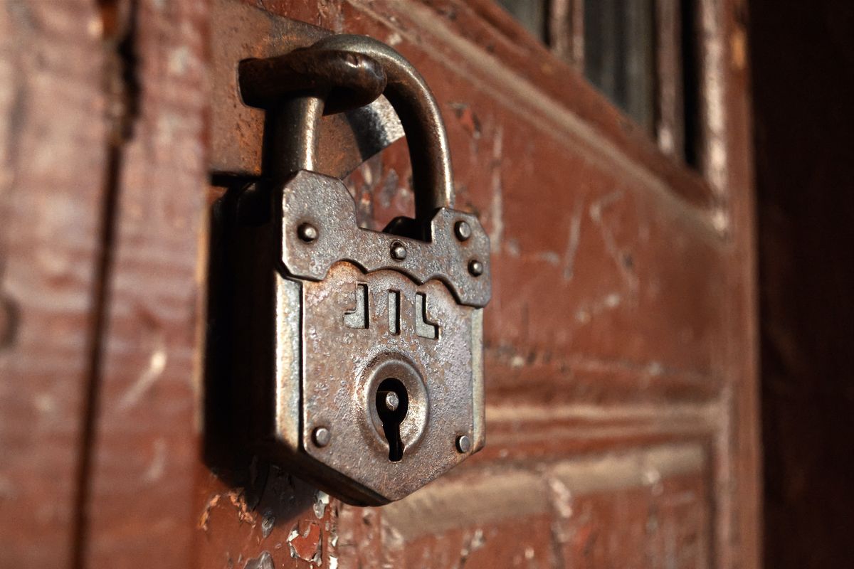 best locks for storage units